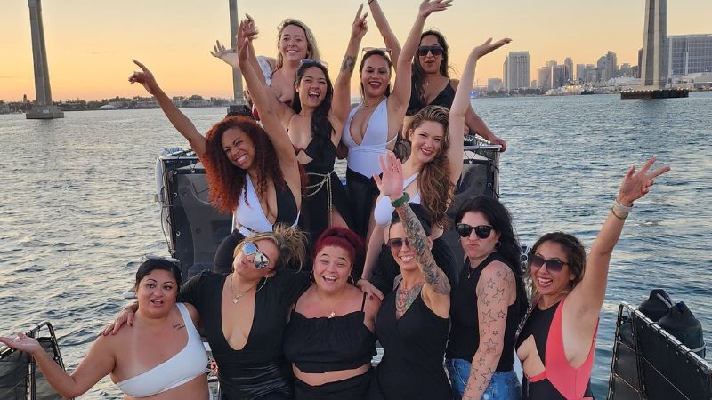 Birthday Parties on Bella Luna Yacht image